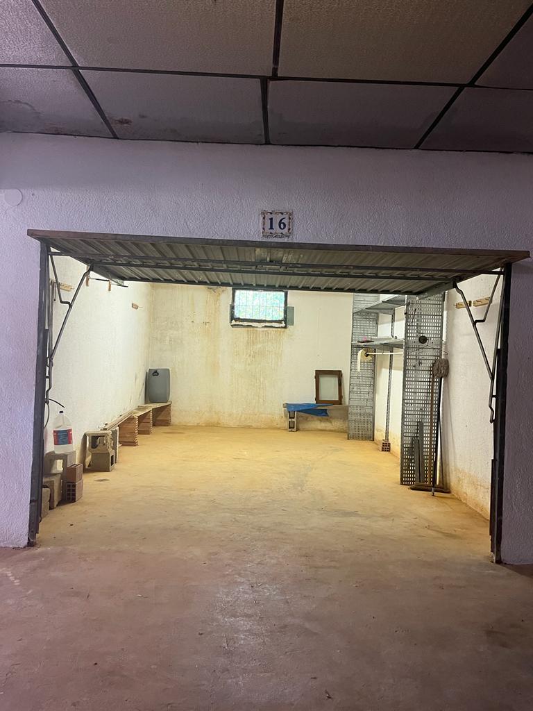 Garaje cerrado en venta en Jávea