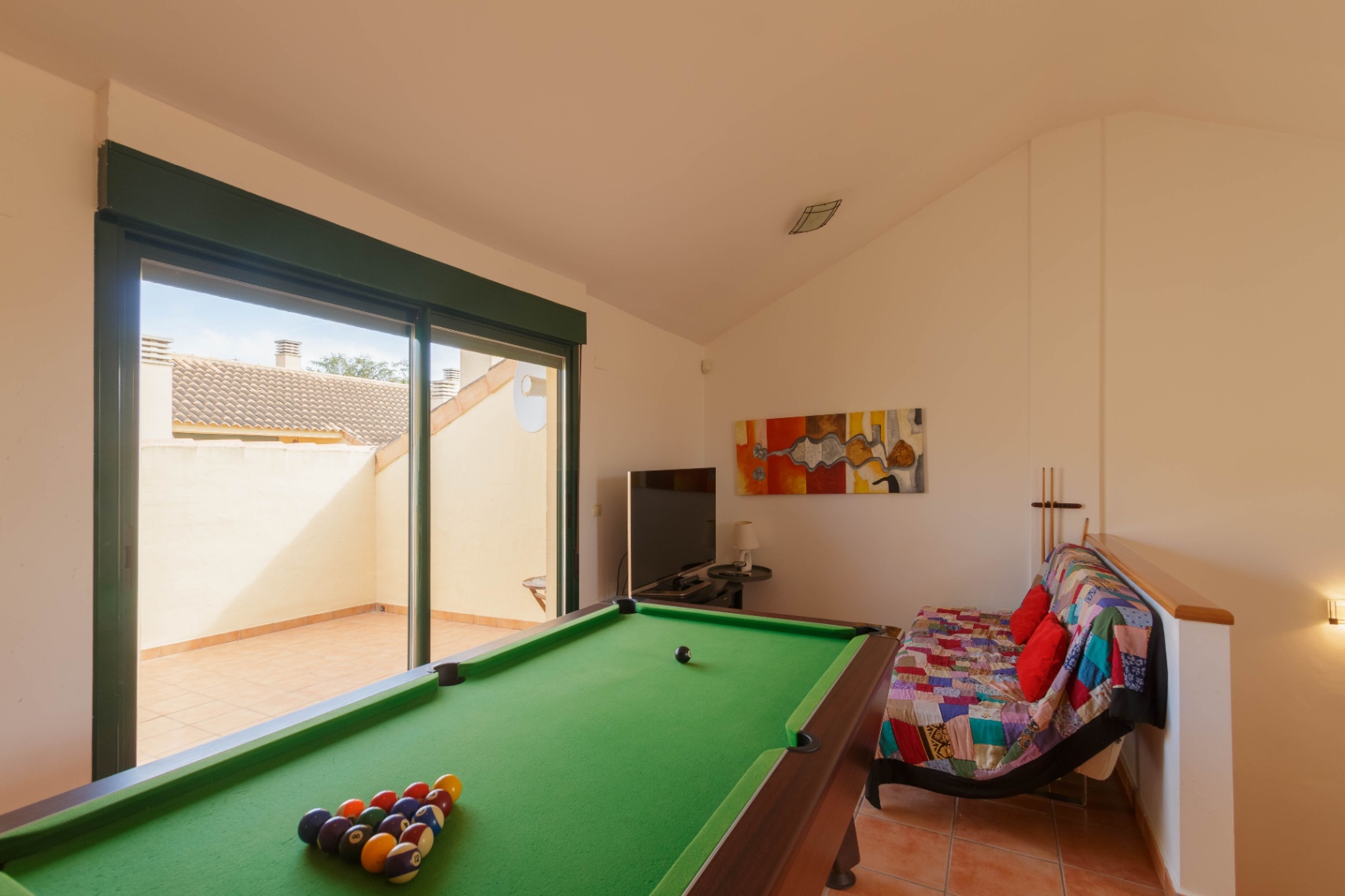 4 bedroom townhouse situated in the Arenal