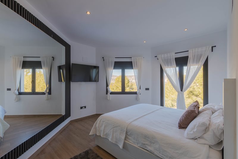 Chalet de 4 dormitorios en venta en Javea
