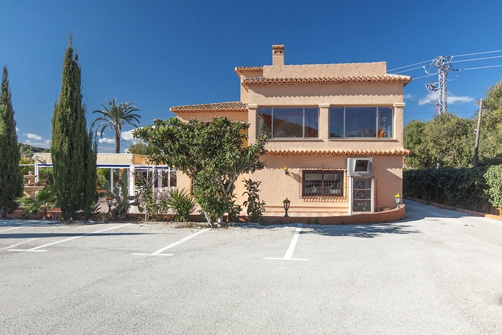For Sale. Commercial in Javea